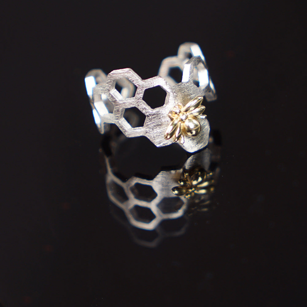 Bee hive ring