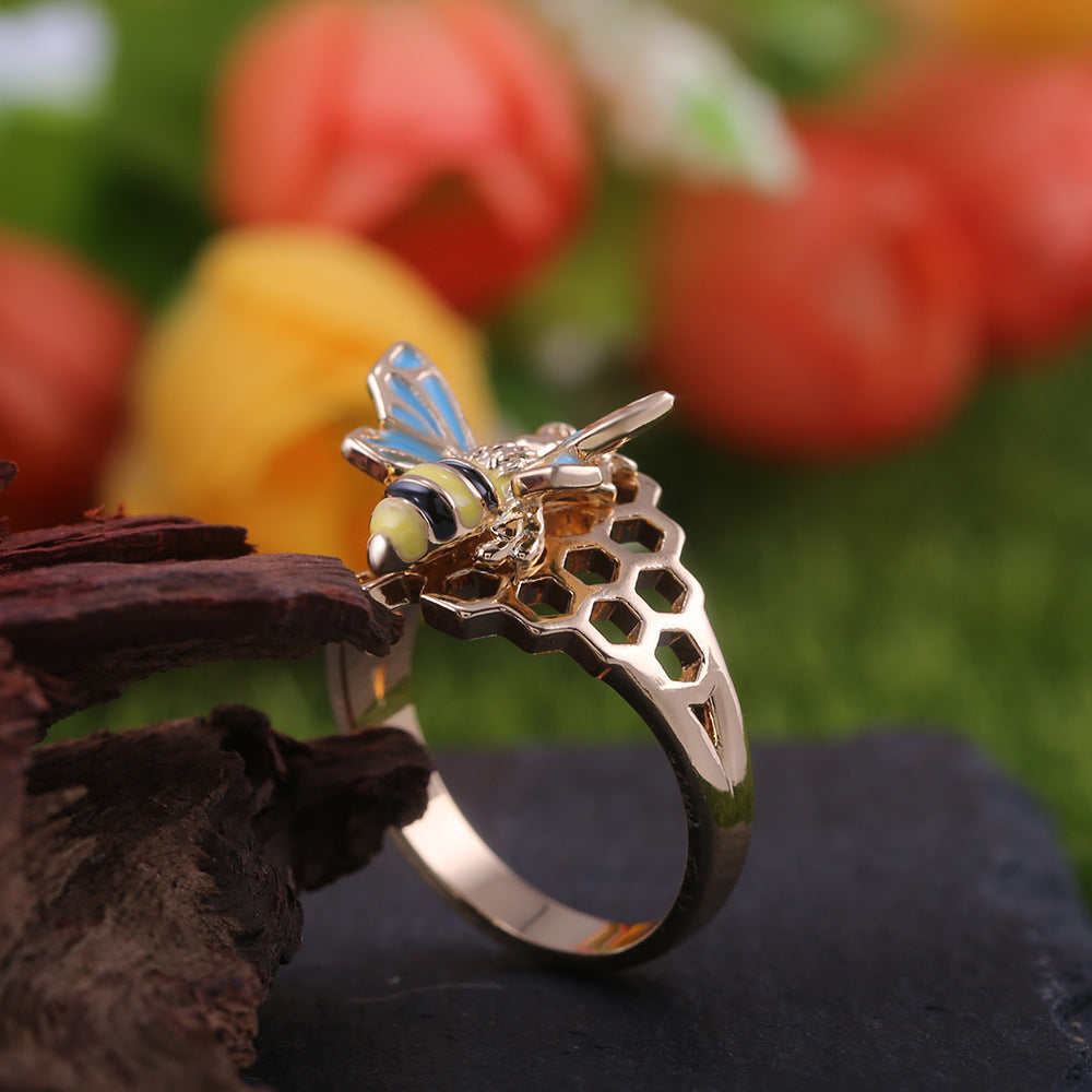 Bee ring