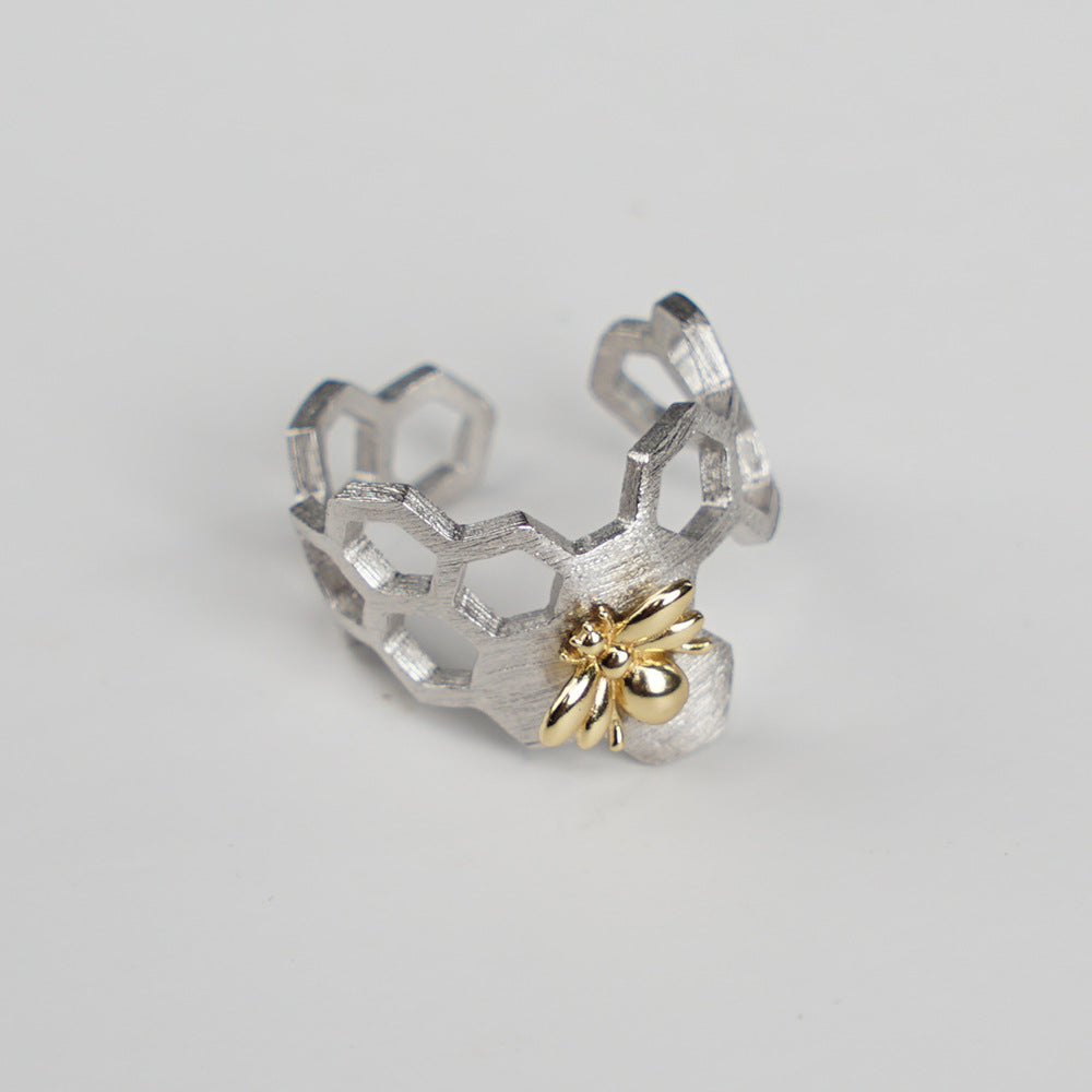 Bee hive ring