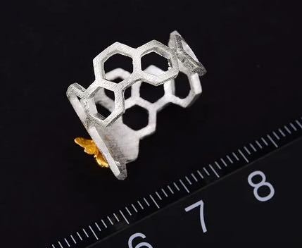 Bee hive ring