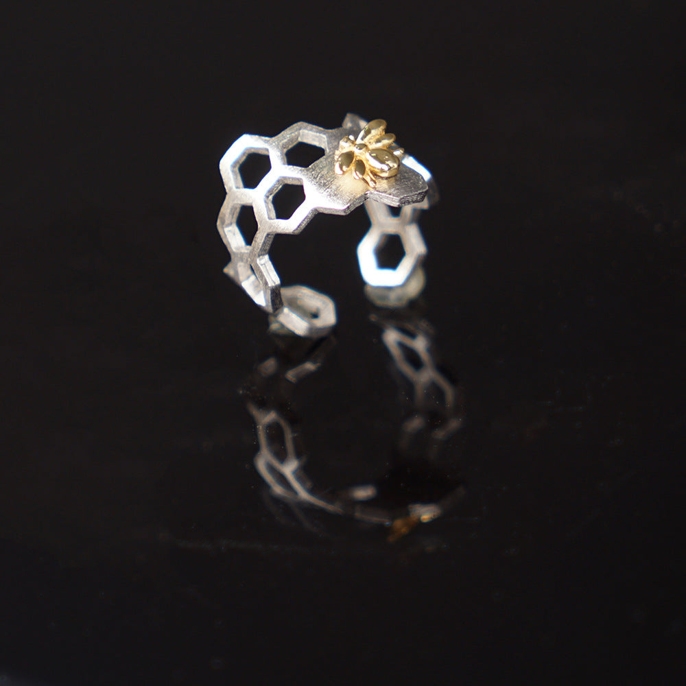 Bee hive ring