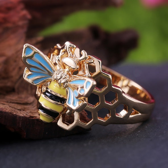 Bee ring