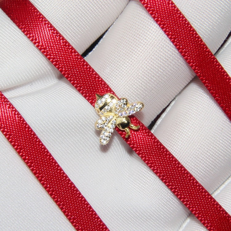 Bee Ribbon Silver Necklace