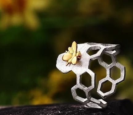 Bee hive ring